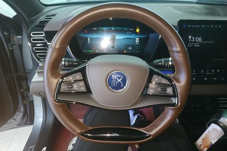 Used BYD Han 2024 DM-i Glory Edition 121KM Prestige Model
