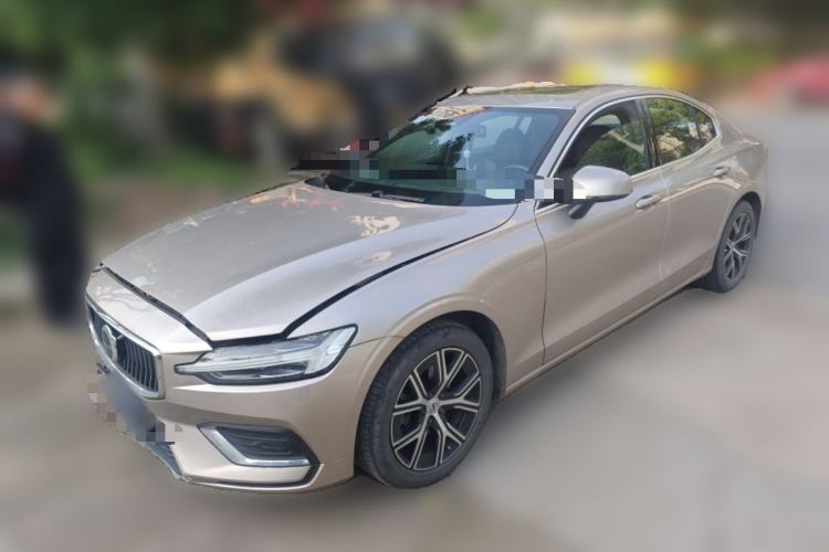 Used Volvo S60 2023 B4 Zhiyi Luxury Edition