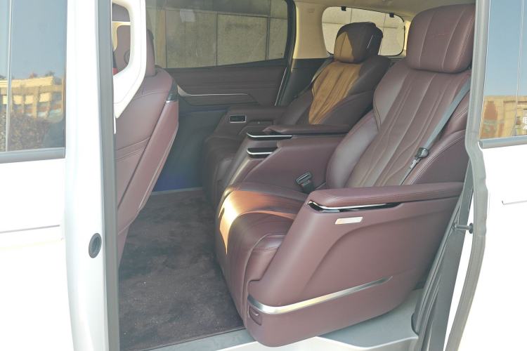 Used Buick Century 2023 2.0T Six-Seater Yinshi Edition