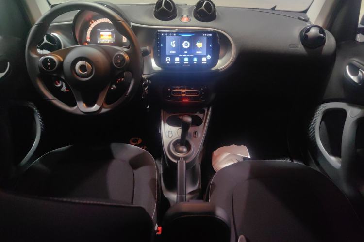 Used smart fortwo 2019 0.9T 66kW Hardtop Wind Power Edition China VI