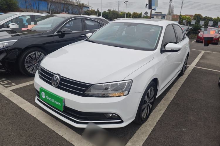 Used Volkswagen Sagitar 2017 180TSI Automatic Luxury Edition