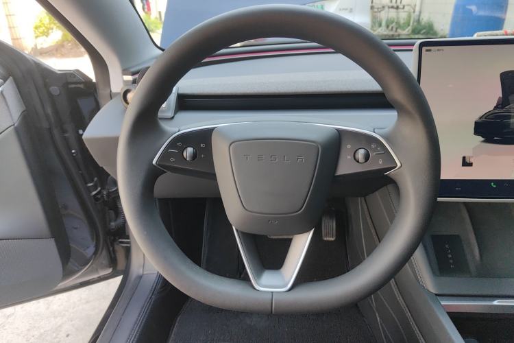 Used Tesla Model 3 2023 Rear-Wheel-Drive Version Steering Wheel