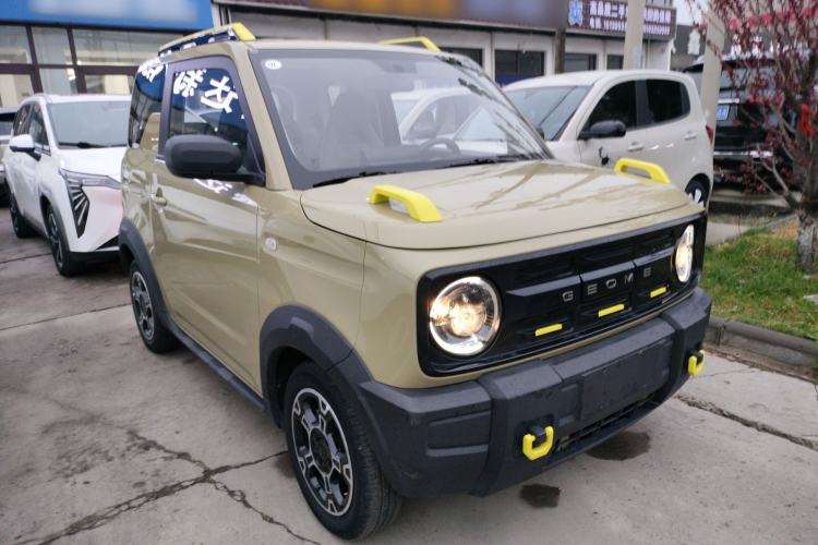 Used Geely Galaxy Panda 2024 200km Panda Rider Front Right 45 Deg