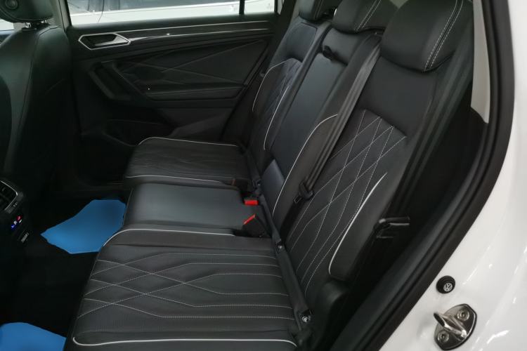 Used Volkswagen Tiguan L 2022 330TSI Automatic Two-Wheel Drive R-Line Enhanced Edition