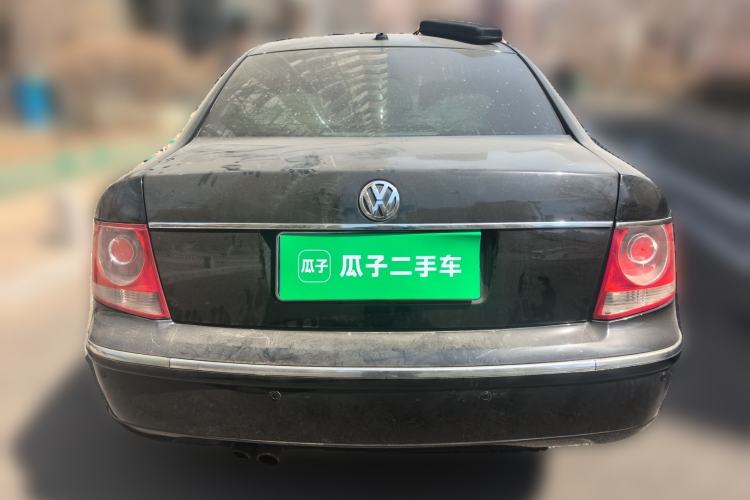 Used Volkswagen Passat 2005 1.8T Automatic Luxury Model Rear