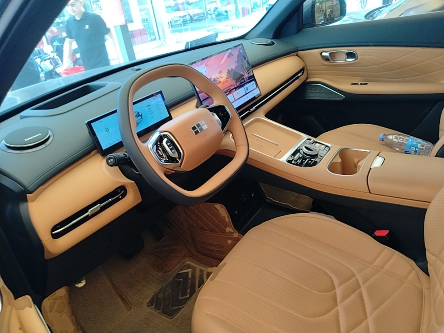 Geely Galaxy Xingjian 7 EM-i 2025 120km Navigator Edition — снимка 17