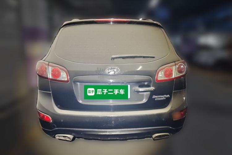 Used Hyundai Santa Fe Classic 2010 2.4 Luxury Edition 7-Seater Four-Wheel Drive