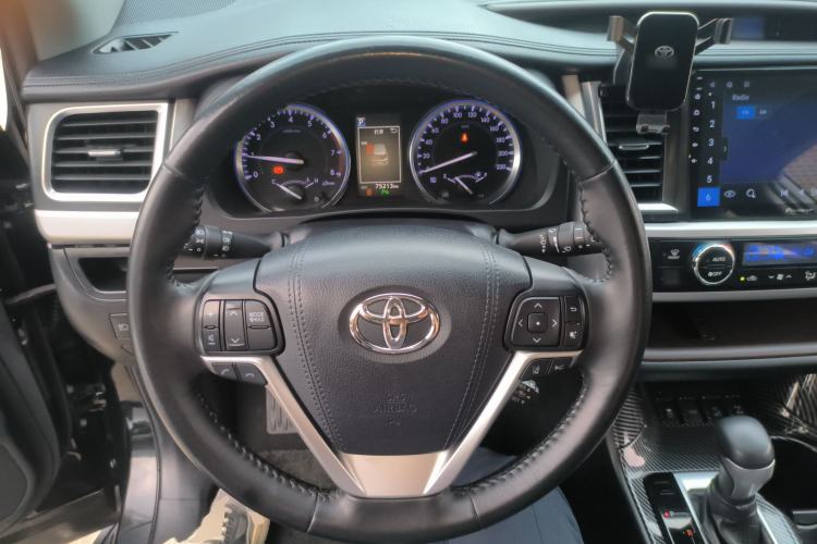 Used Toyota Highlander 2018 2.0T Four-Wheel Drive Luxury Version 7 Seats China VI Standard