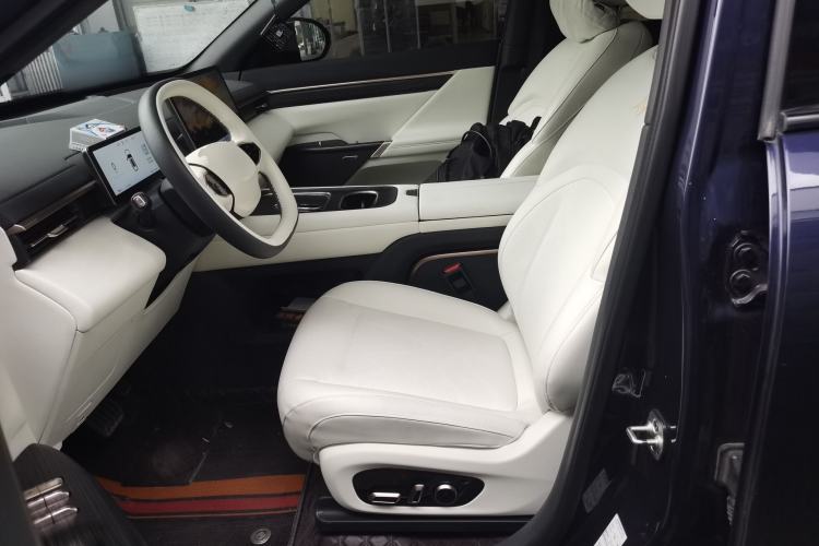 Used Dongfeng eπ eπ008 2024 636Max All-Electric Version 6 Seats Left Front Seat