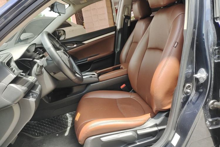 Used Honda Civic 2019 220TURBO CVT Dynamic Edition China VI Left Front Seat
