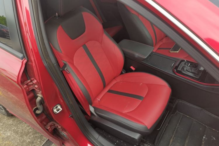 Used Dongfeng Aeolus Yixuan 2021 230T Automatic Zuiying Knight Edition Right Front Seat