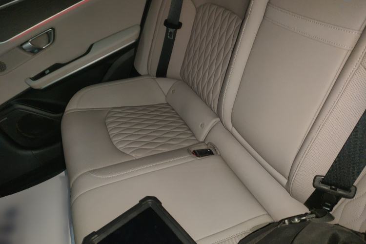 Used BYD Han 2025 DM-i Intelligent Driving Edition 125KM LiDAR Flagship Model
