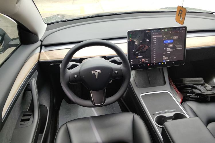 Used Tesla Model 3 2022 Rear-Wheel-Drive Version
