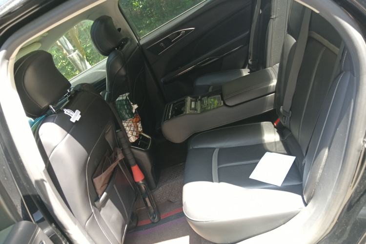 Used Ford Taurus 2018 EcoBoost 245 Premier Edition China V Standard Left Rear Seat