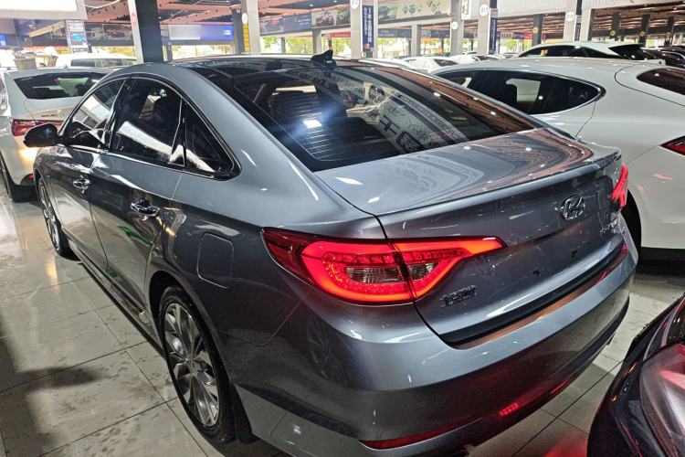 Used Hyundai Sonata 2015 1.6T GLX Advanced Model
