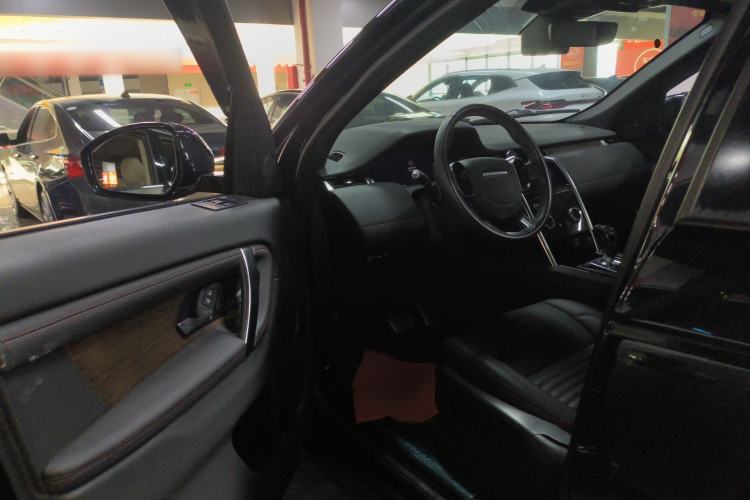 Used Land Rover Discovery Sport 2020 249 PS R-Dynamic Performance Edition Driver Seat