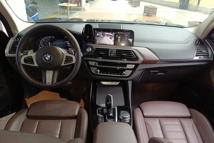 Used BMW X3 2021 Facelift xDrive28i M Sport Package Center Console