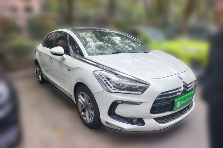 Used DS 5 2013 1.6T Luxury Edition THP200
