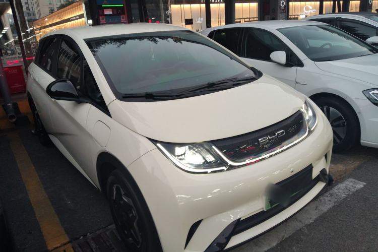 Used BYD Dolphin 2021 405 km Free Version
