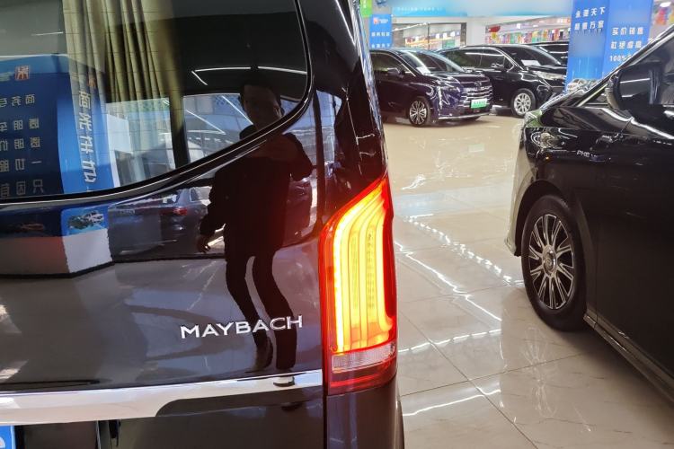 Used Mercedes-Benz Vito 2020 2.0T Business Version 7 Seats Exterior 3