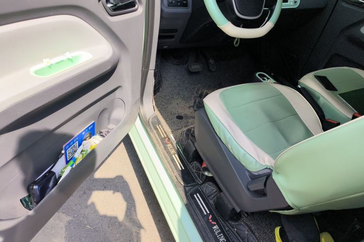 Used Wuling Hongguang MINIEV 2022 Macaron Premium Model – Lithium Iron Phosphate
