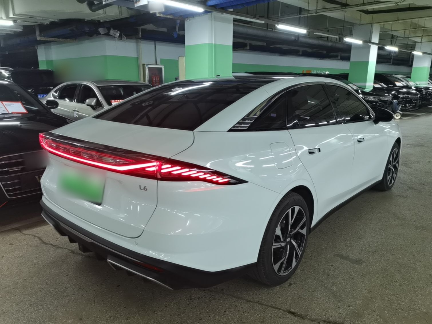Geely Galaxy L6 2023 125km Starship — снимка 6