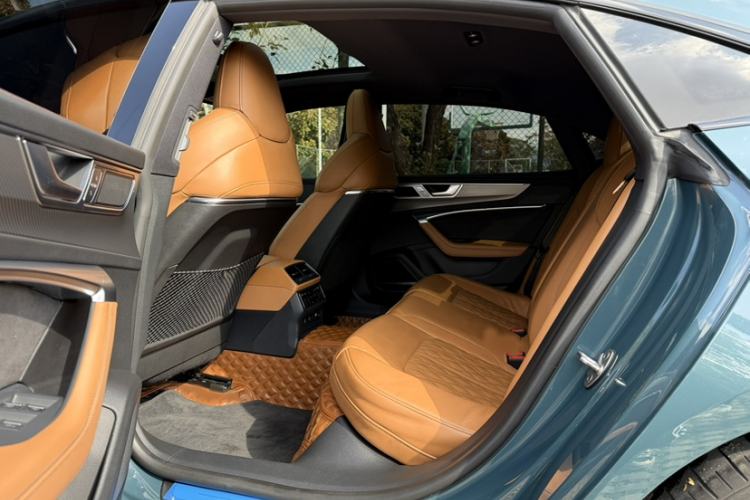 Used Audi A7L 2022 55 TFSI quattro S-line Edition One First Edition
