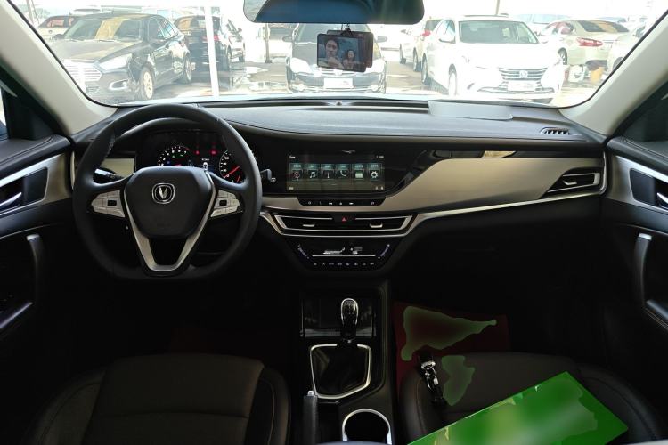 Used CHANGAN CS35PLUS 2019 1.6L Manual Chuanlian Edition