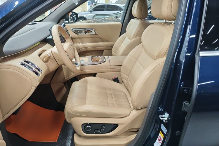 Used Deepal S09 2025 Model Rear-Wheel Drive Ultra+ Long-Range Version Left Front Seat