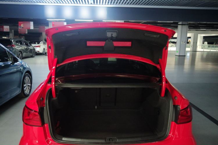 Used Audi A3 2014 Limousine 40 TFSI S line Comfort Model