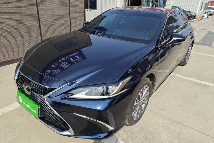 Used Lexus ES 2021 200 Excellence Edition