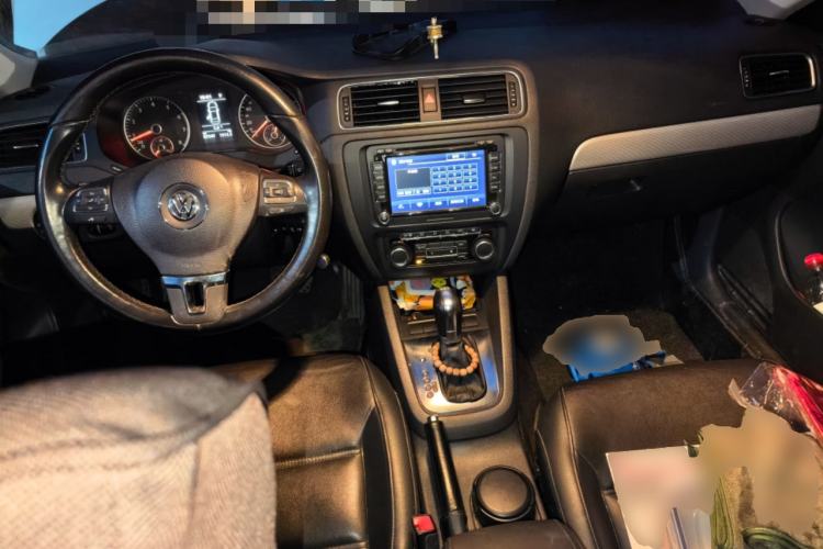 Used Volkswagen Sagitar 2014 Revised Version 1.4TSI Automatic Luxury Edition