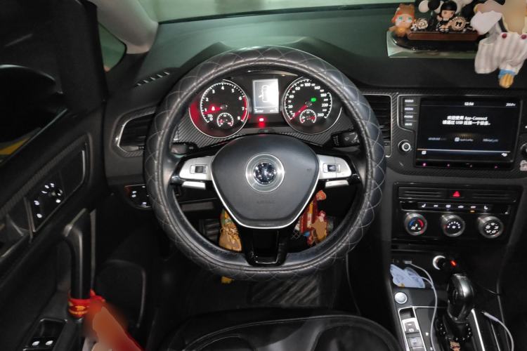 Used Volkswagen Golf Sportsvan 2016 230TSI Automatic Luxury Version
