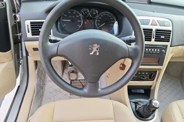 Used Peugeot 307 2010 Sedan 1.6L Manual Comfort Edition Steering Wheel