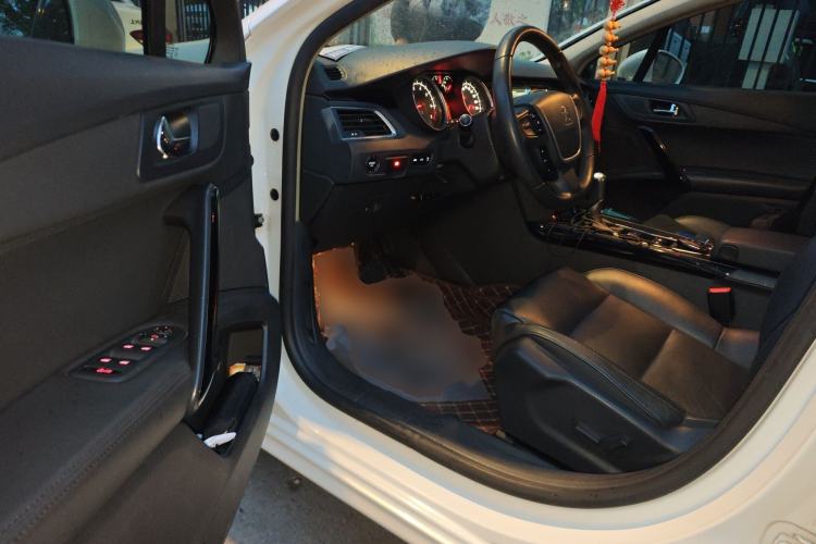 Used Peugeot 508 2015 1.6THP Automatic Prestige Edition Driver Seat