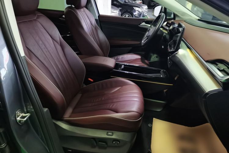 Used Volkswagen ID.6 X 2022 Smart Enjoyment Long-Range Edition Right Front Seat