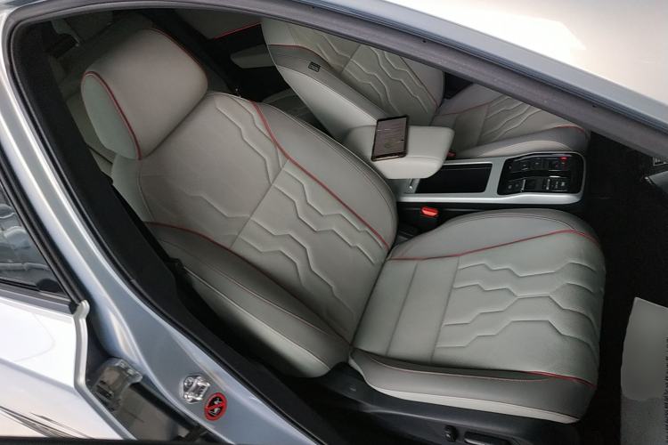 Used Honda e:NS2 2024 Light-Chasing Version Right Front Seat