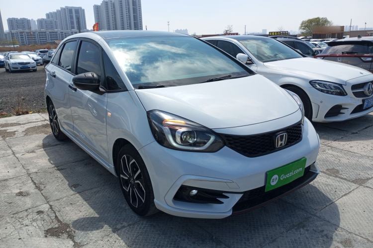 Used Honda LIFE 2021 1.5L CVT SPORT Heartbeat Edition Front Right 45 Deg