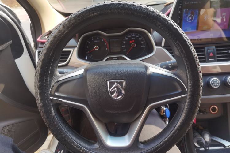 Used Baojun 310W 2017 1.5L Manual Comfort Version China V