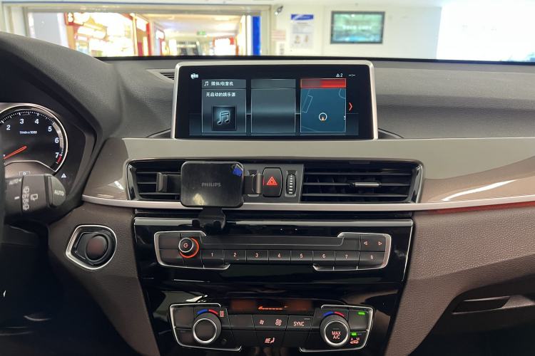 Used BMW X1 New Energy 2019 xDrive25Le Mileage Upgrade Version Interior 7