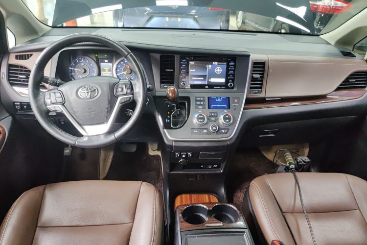 Used Toyota Sienna (Parallel Import) 2019 3.5L Four-Wheel Drive XLE 7 Seats U.S. Specification
