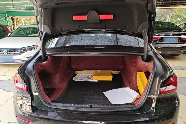 Used BMW 5 Series 2021 525Li Luxury Package
