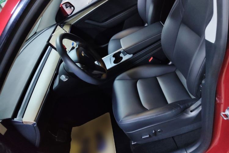 Used Tesla Model Y 2021 Long-Range All-Wheel-Drive Version