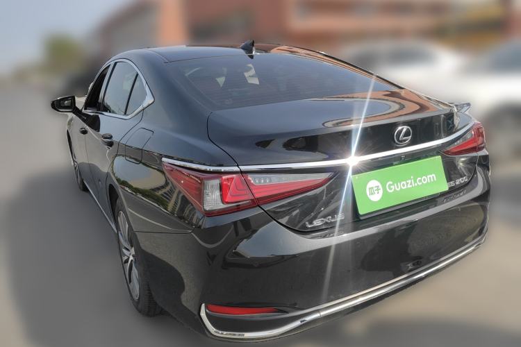 Used Lexus ES 2020 200 Excellence Edition