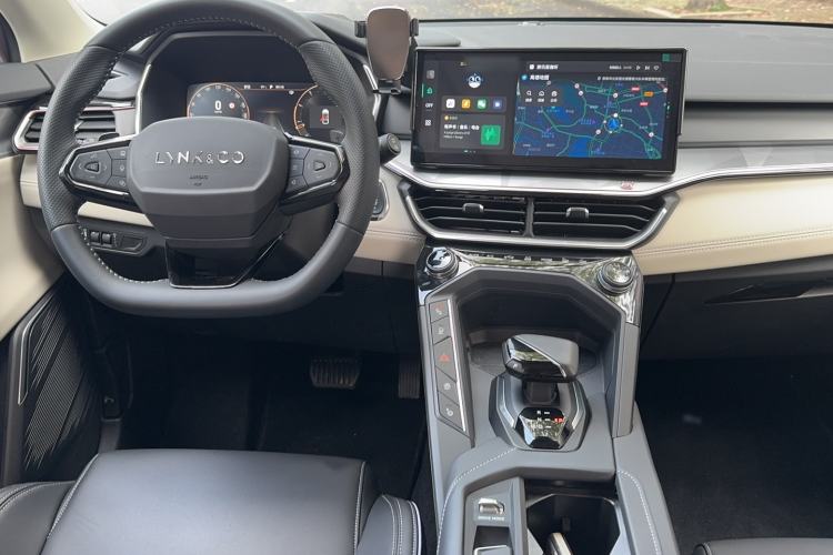 Used Lynk & Co 06 2023 Remix 1.5T Shero
