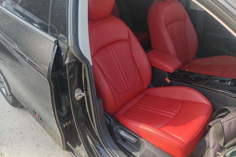 Used Volkswagen Lamando 2024 Lingdu L 200TSI DSG Trendy & Spicy Edition
