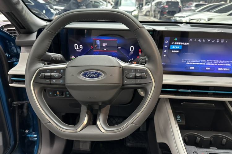 Used Ford Edge 2023 Ford Explorer L 2.0T EcoBoost Two-Wheel Drive 7-Seater Luxury Model