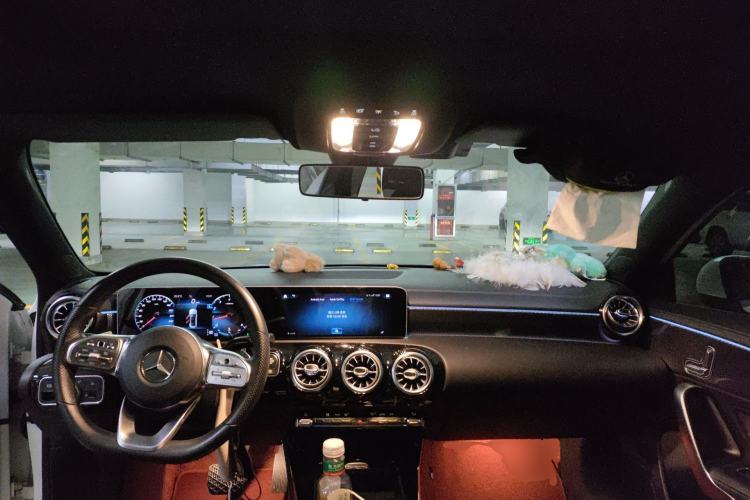 Used Mercedes-Benz A-Class 2020 Restyled A 200 L Sport Sedan Fashion Version Center Console