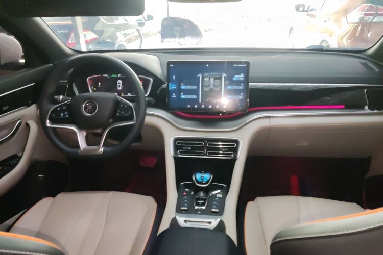 Used BYD Song PLUS New Energy 2021 DM-i 51KM Prestige Model Center Console