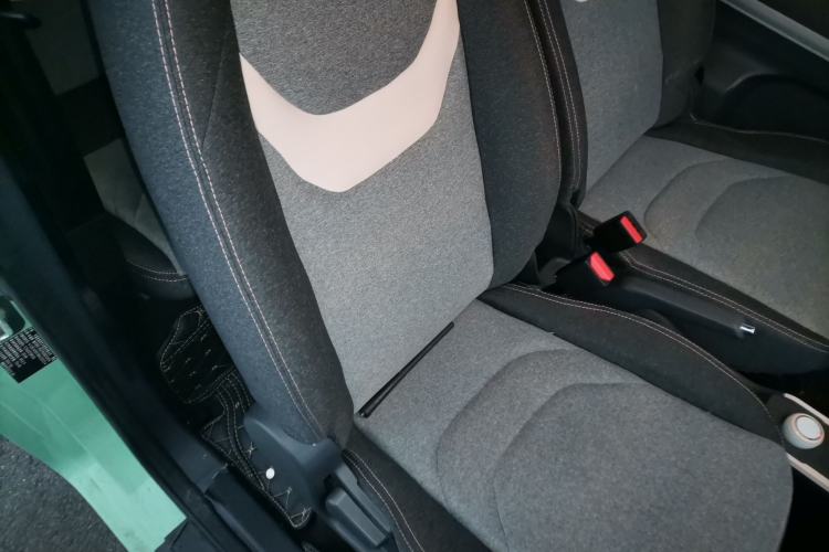 Used Chery QQ Ice Cream 2022 170km Sundae Phosphate Lithium-Ion